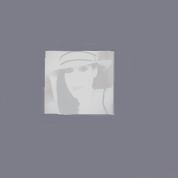 Meet your Posher, Lana - Picture 1 of 1